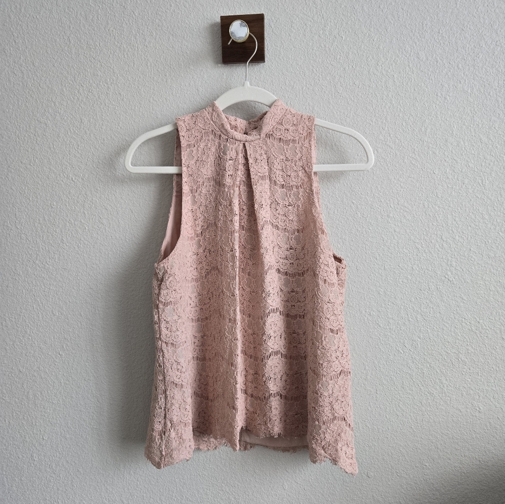 Fourteenth Place lined lace tank